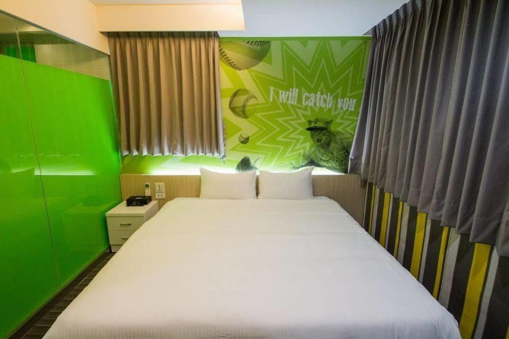 Morwing Hotel - Ocean Taipei Exterior photo